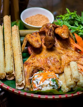 Gà Nướng Bản Đôn