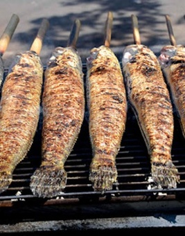 Cá Lóc Nướng Trui