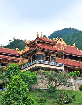 Tay Thien Pagoda