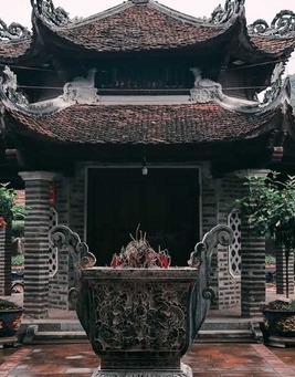 Lang Pagoda