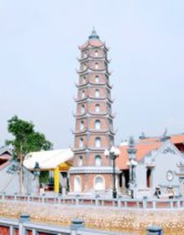 Hoang Phuc Pagoda