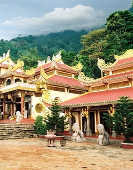 Linh Sơn Tien Thach Pagoda